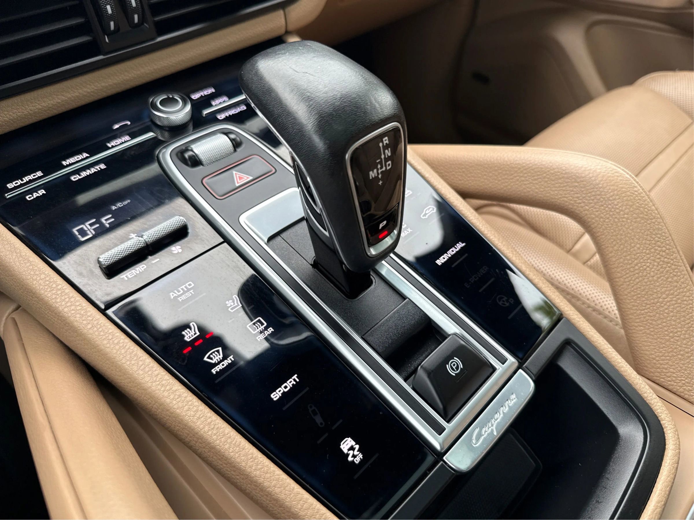 Used 2019 Porsche Cayenne AWD/4WD image 46
