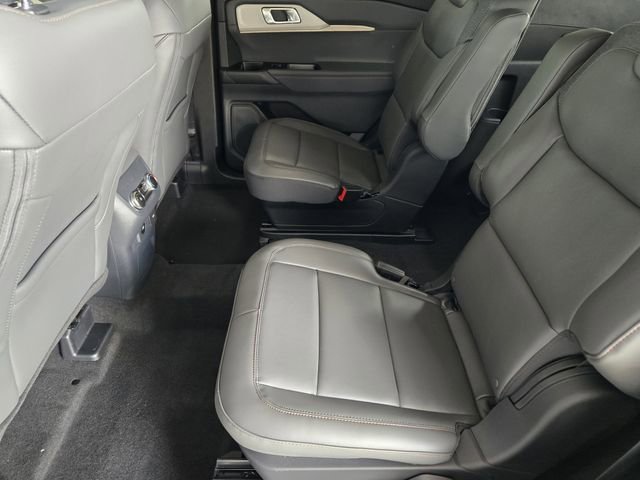 New 2025 Ford Explorer Active w/ Active Comfort Package image 20