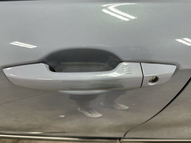 Used 2022 Honda CR-V Touring image 13