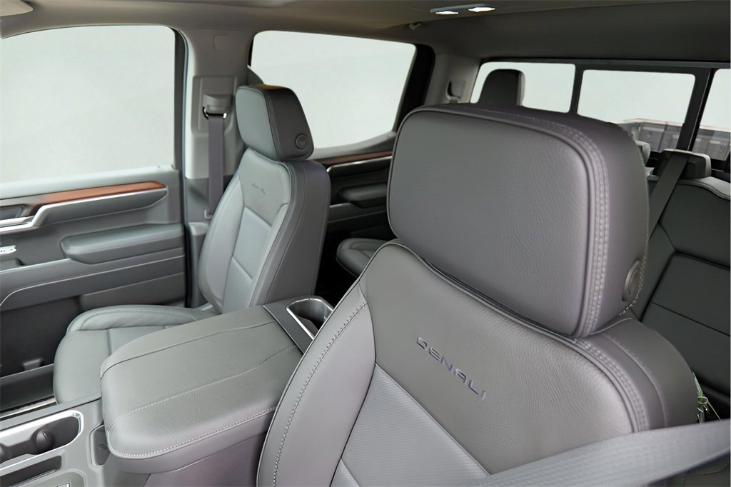New 2026 GMC Sierra 1500 Denali w/ Denali Reserve Package image 10