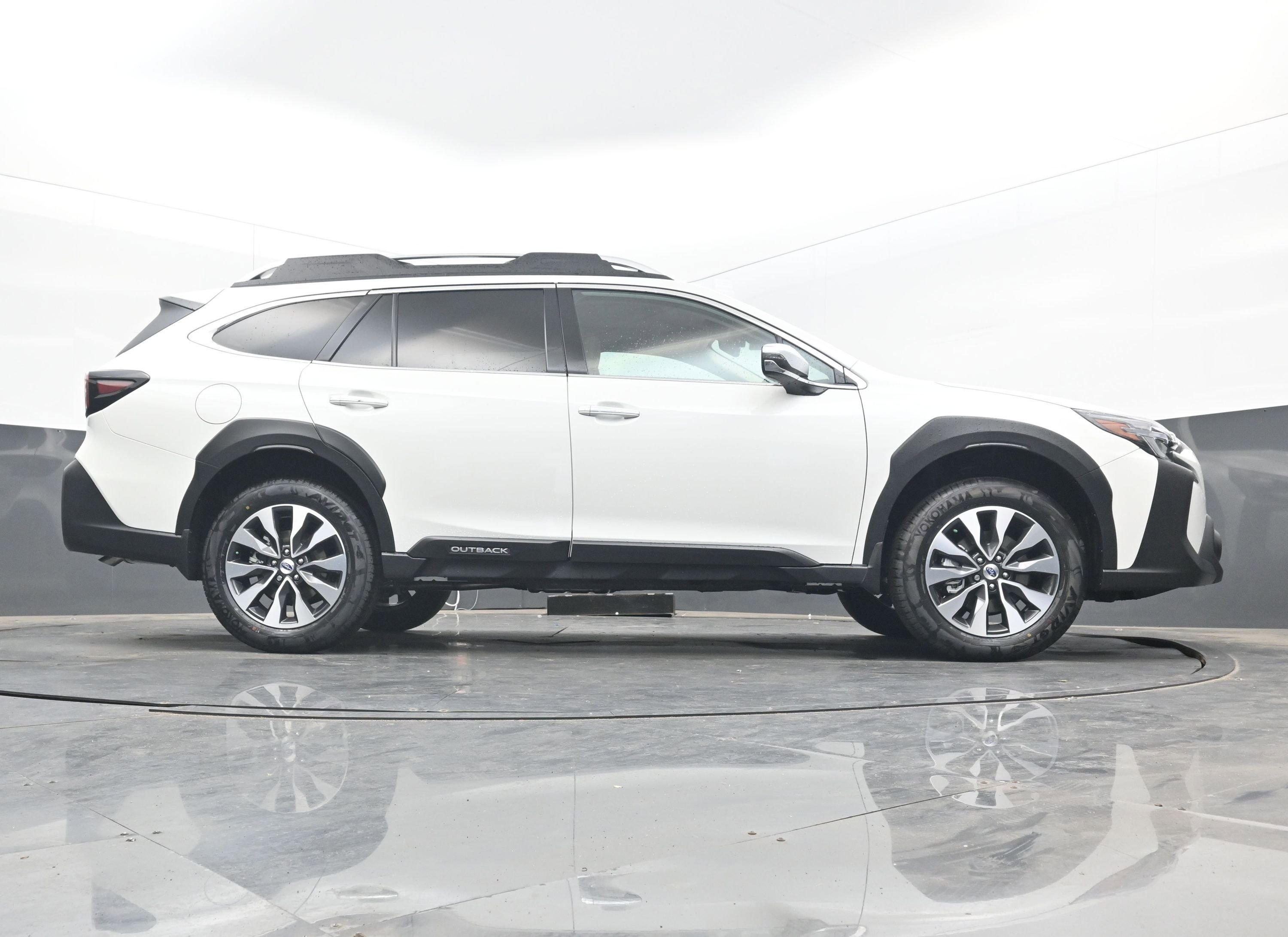 New 2025 Subaru Outback Touring XT image 29