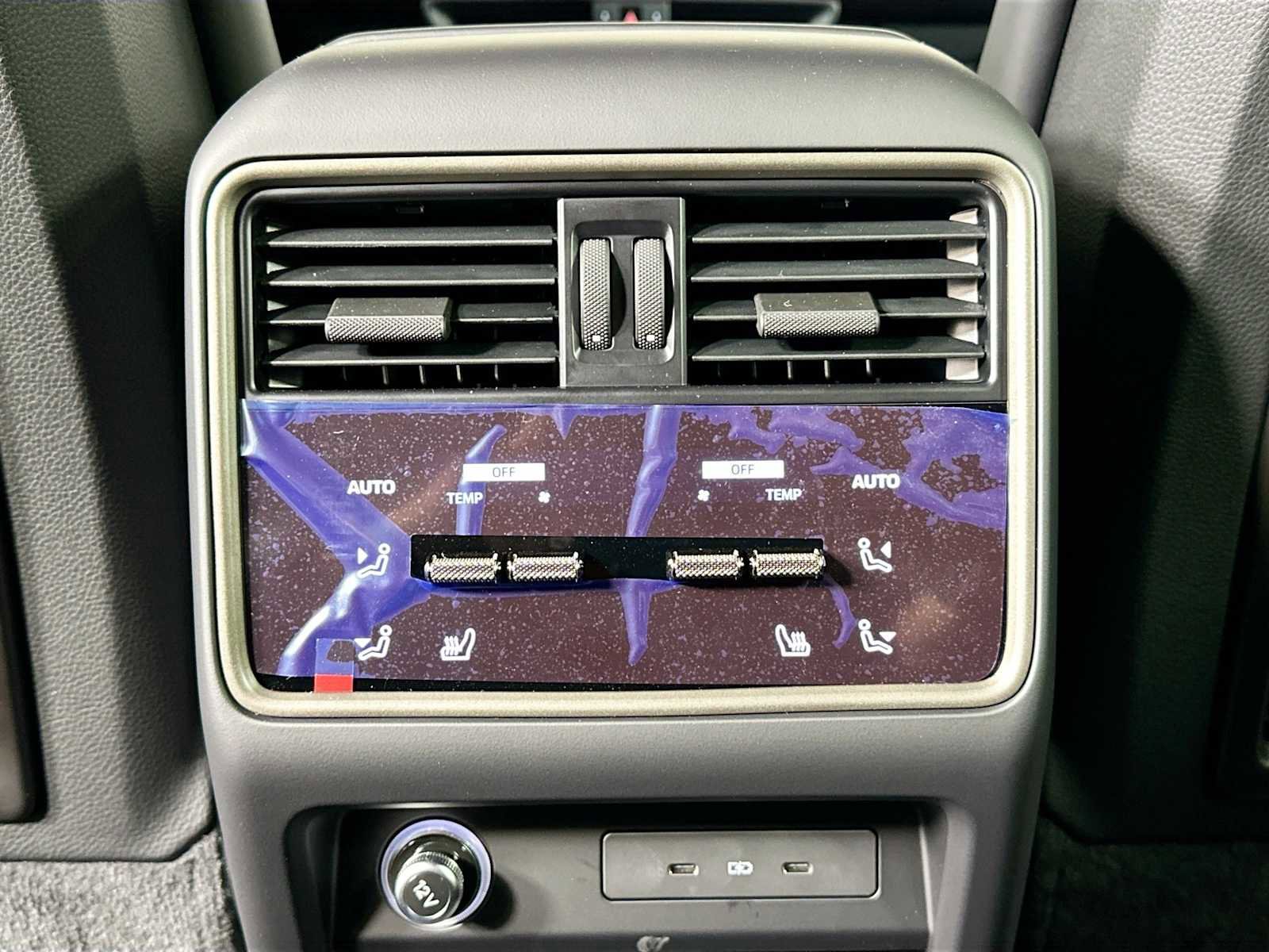 New 2025 Porsche Cayenne Turbo image 24