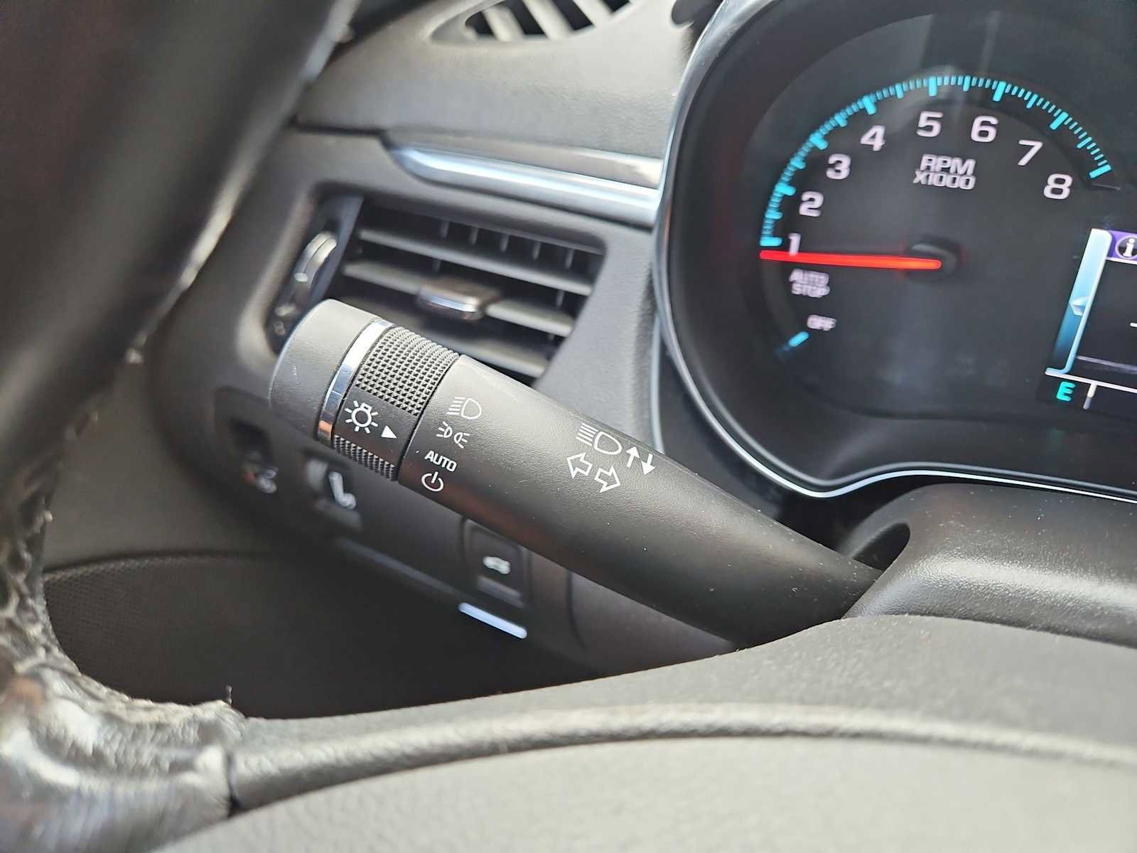 Used 2019 Chevrolet Impala LT image 26