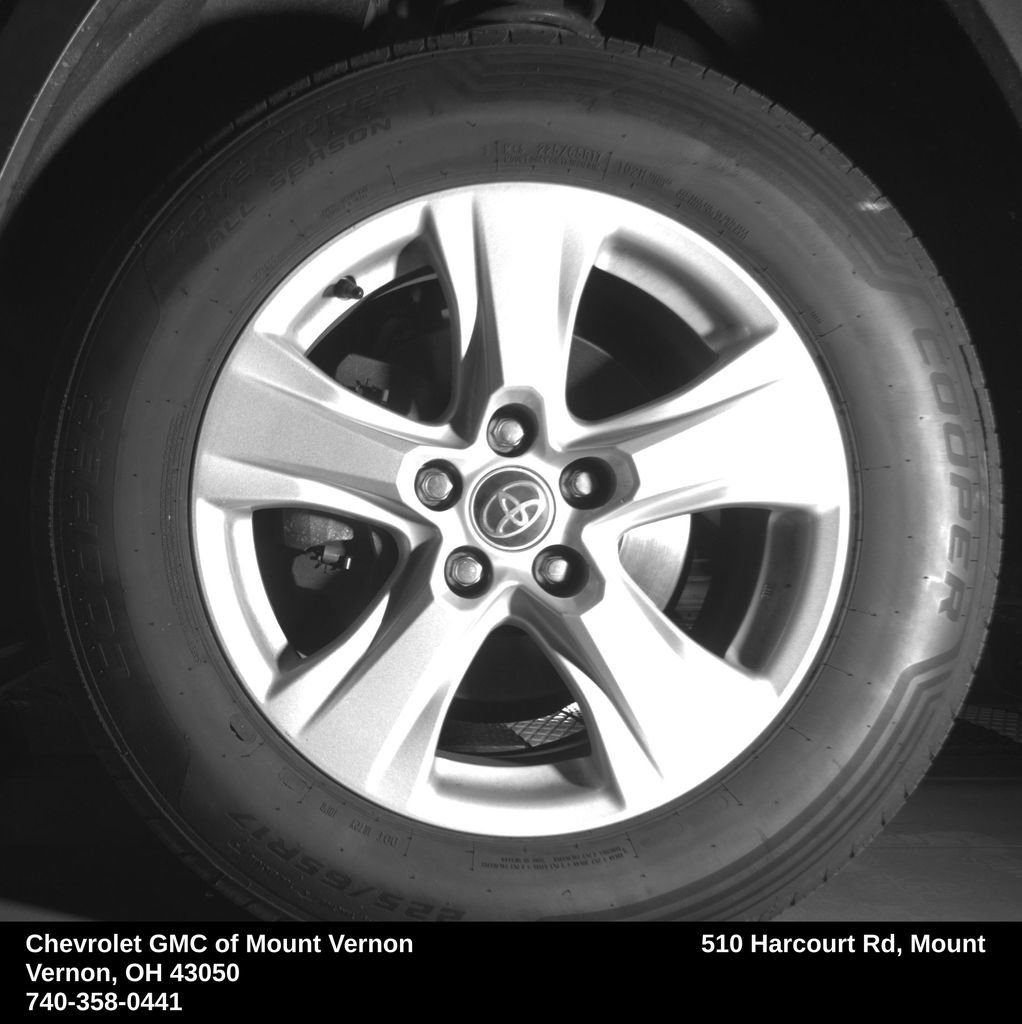 Used 2021 Toyota RAV4 XLE AWD/4WD image 12