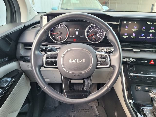 Used 2022 Kia Carnival SX FWD image 18