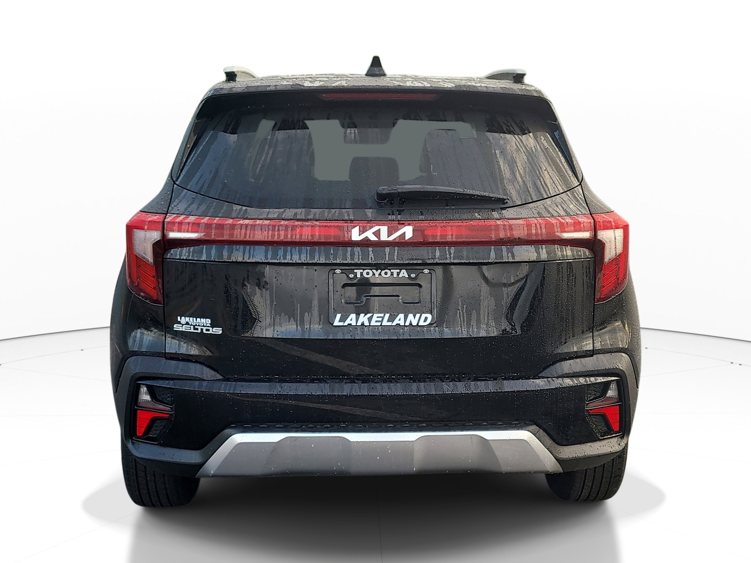 Used 2025 Kia Seltos S FWD image 6