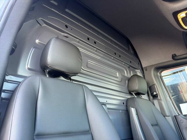 New 2026 Mercedes-Benz Sprinter 2500 image 16