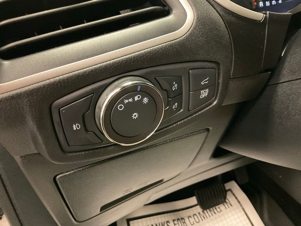 Used 2019 Ford Edge SEL w/ Equipment Group 201A AWD/4WD image 14