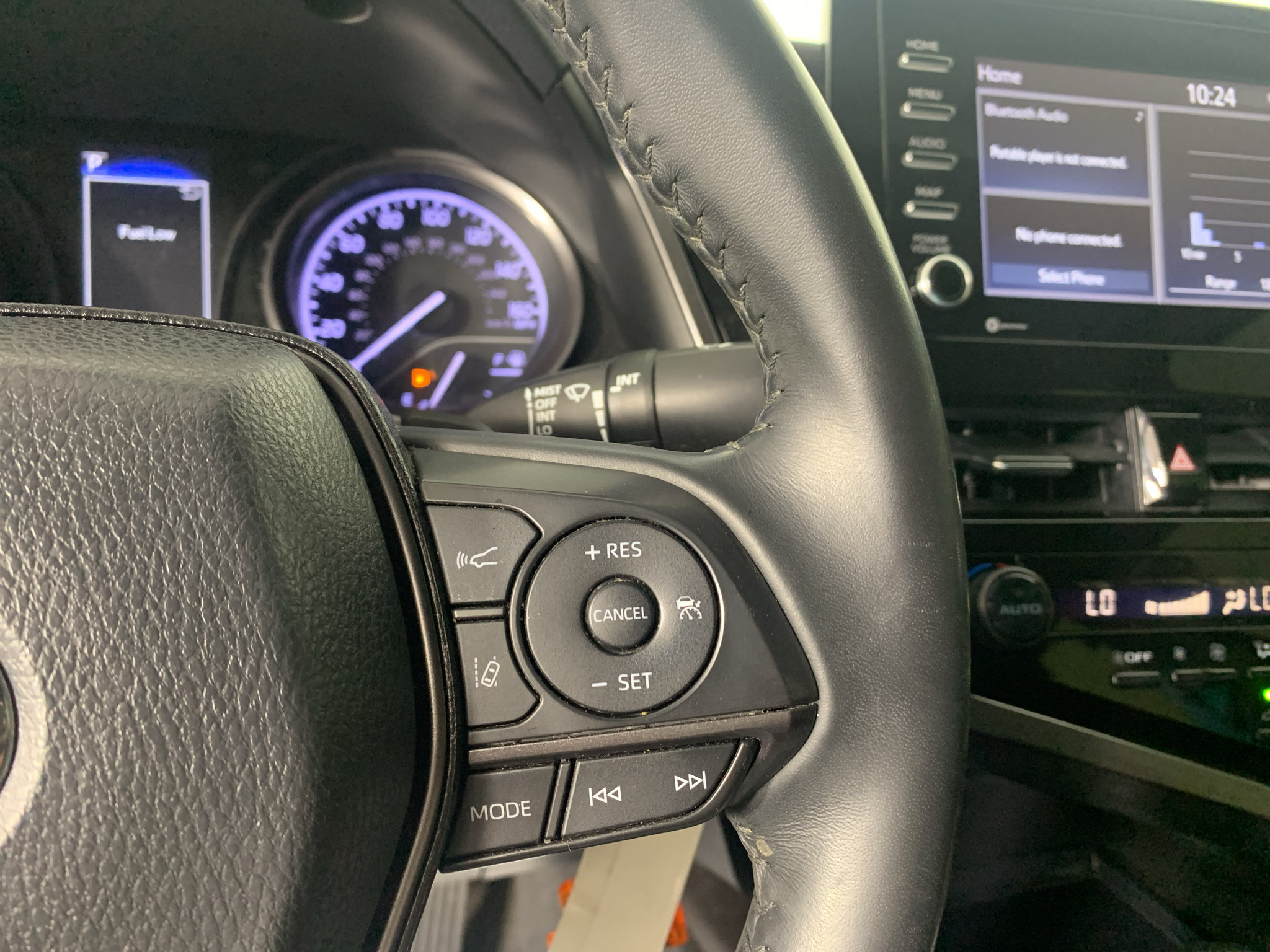 Used 2023 Toyota Camry SE FWD image 19