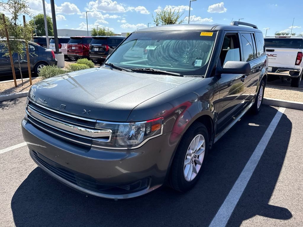 Used 2018 Ford Flex SE FWD image 2