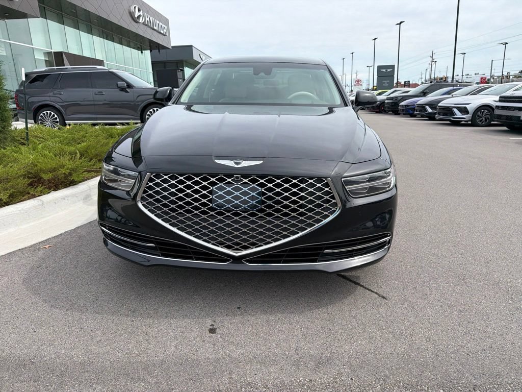Used 2021 Genesis G90 5.0 Ultimate RWD image 2