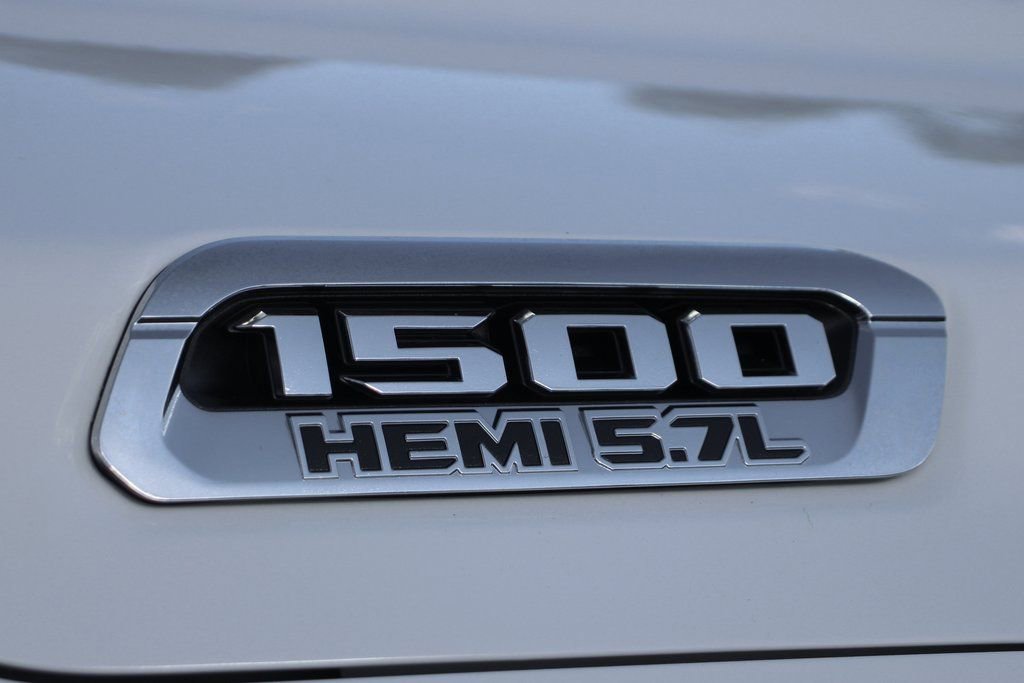 Used 2022 RAM 1500 Big Horn AWD/4WD image 43
