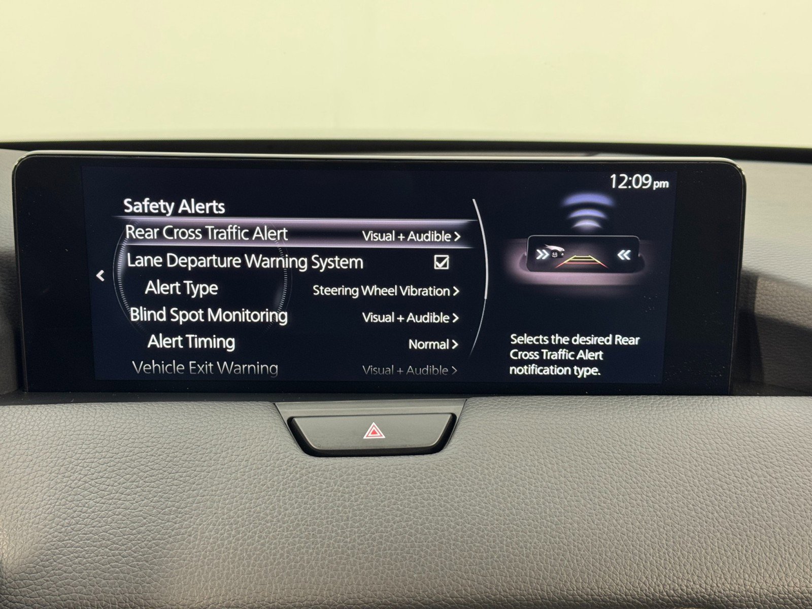 Used 2025 MAZDA CX-90 Plug-In Hybrid w/Premium Sport image 29