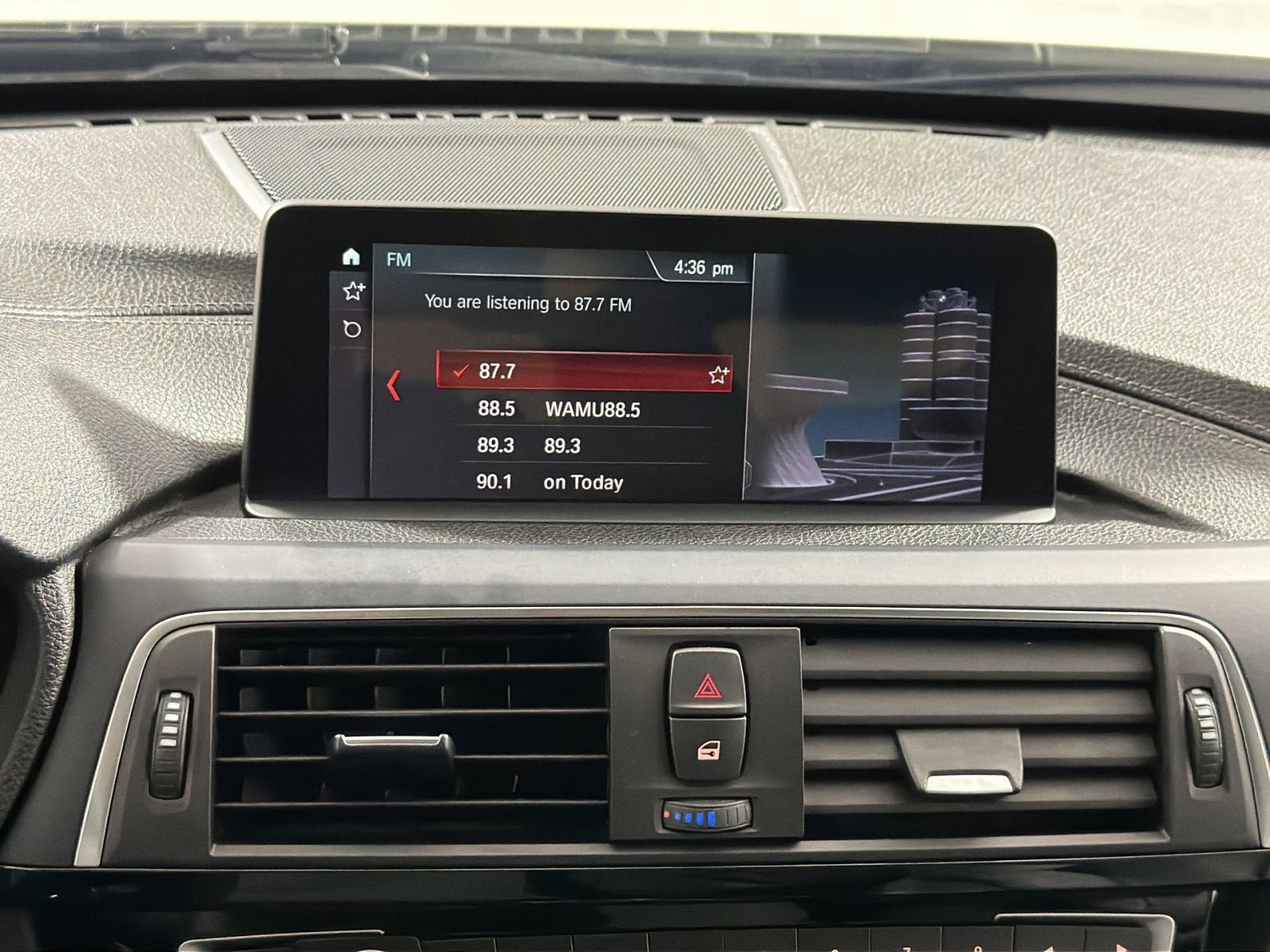 Used 2018 BMW M3 image 18