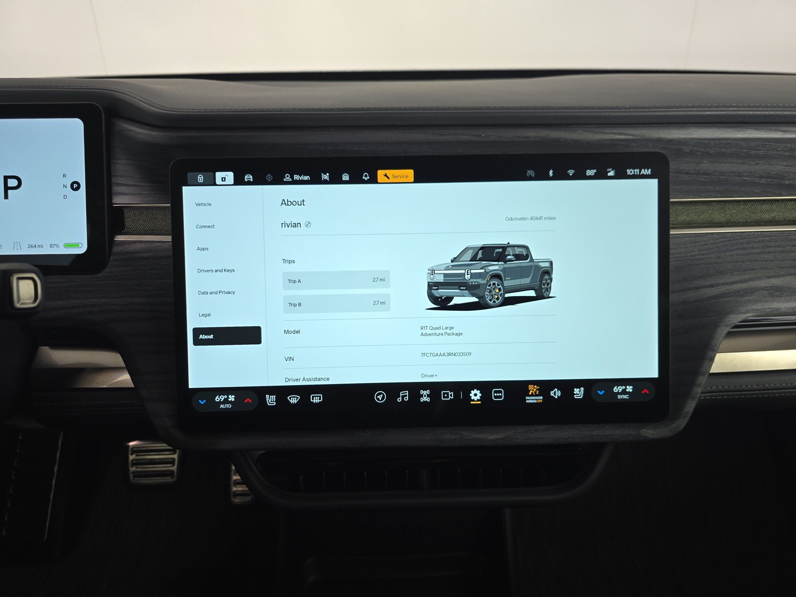 Used 2024 Rivian R1T Adventure AWD/4WD image 26