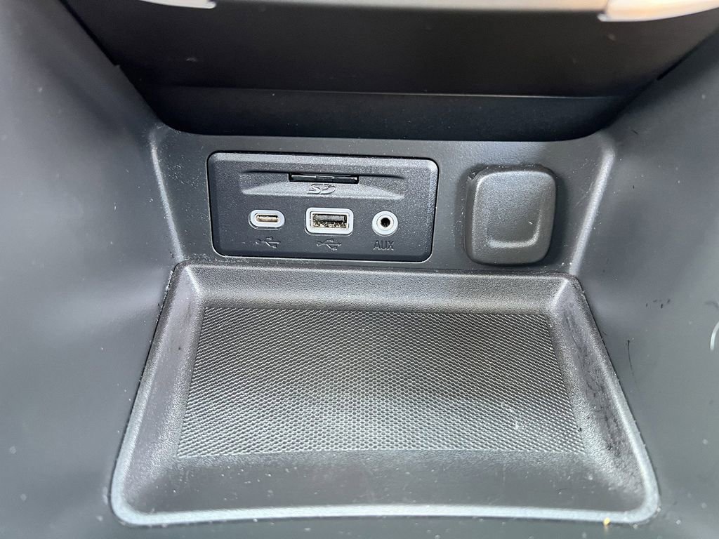 Used 2023 GMC Terrain Denali w/ LPO, Floor Liner Package AWD/4WD image 27