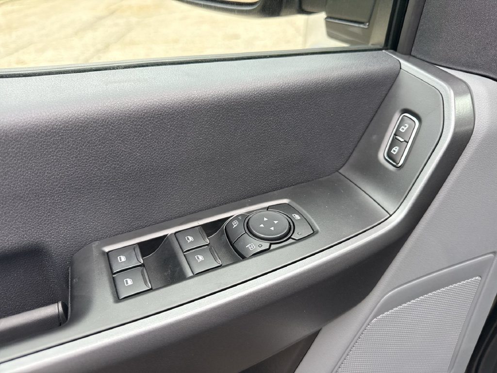 New 2027 Ford F550 4x4 Crew Cab image 15