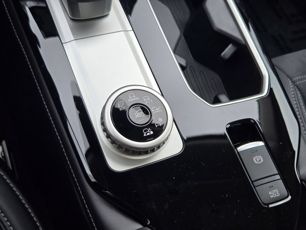 New 2026 Mitsubishi Outlander SE AWD/4WD image 25