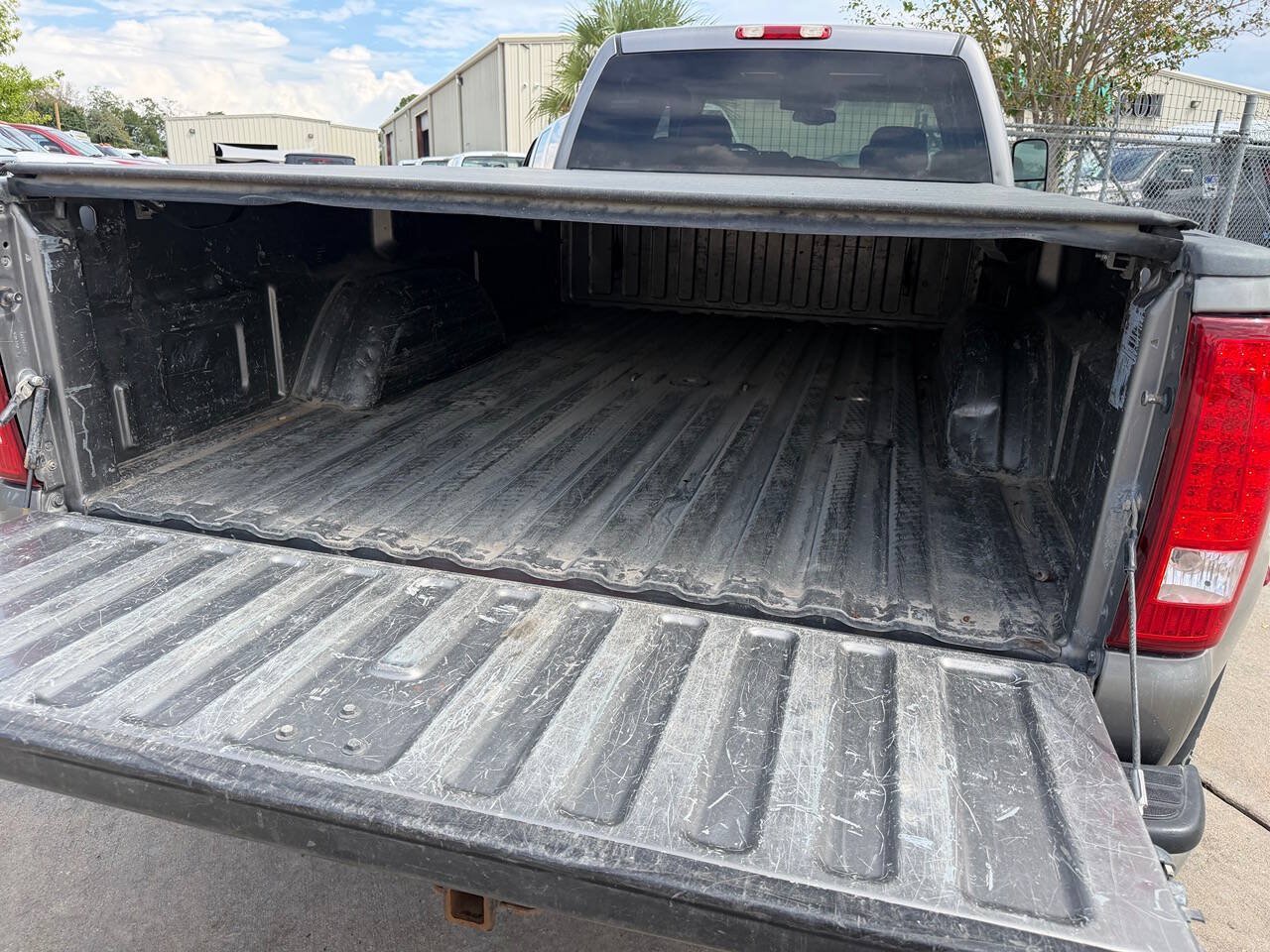 Used 2006 Chevrolet Silverado 3500 4x4 Crew Cab image 13