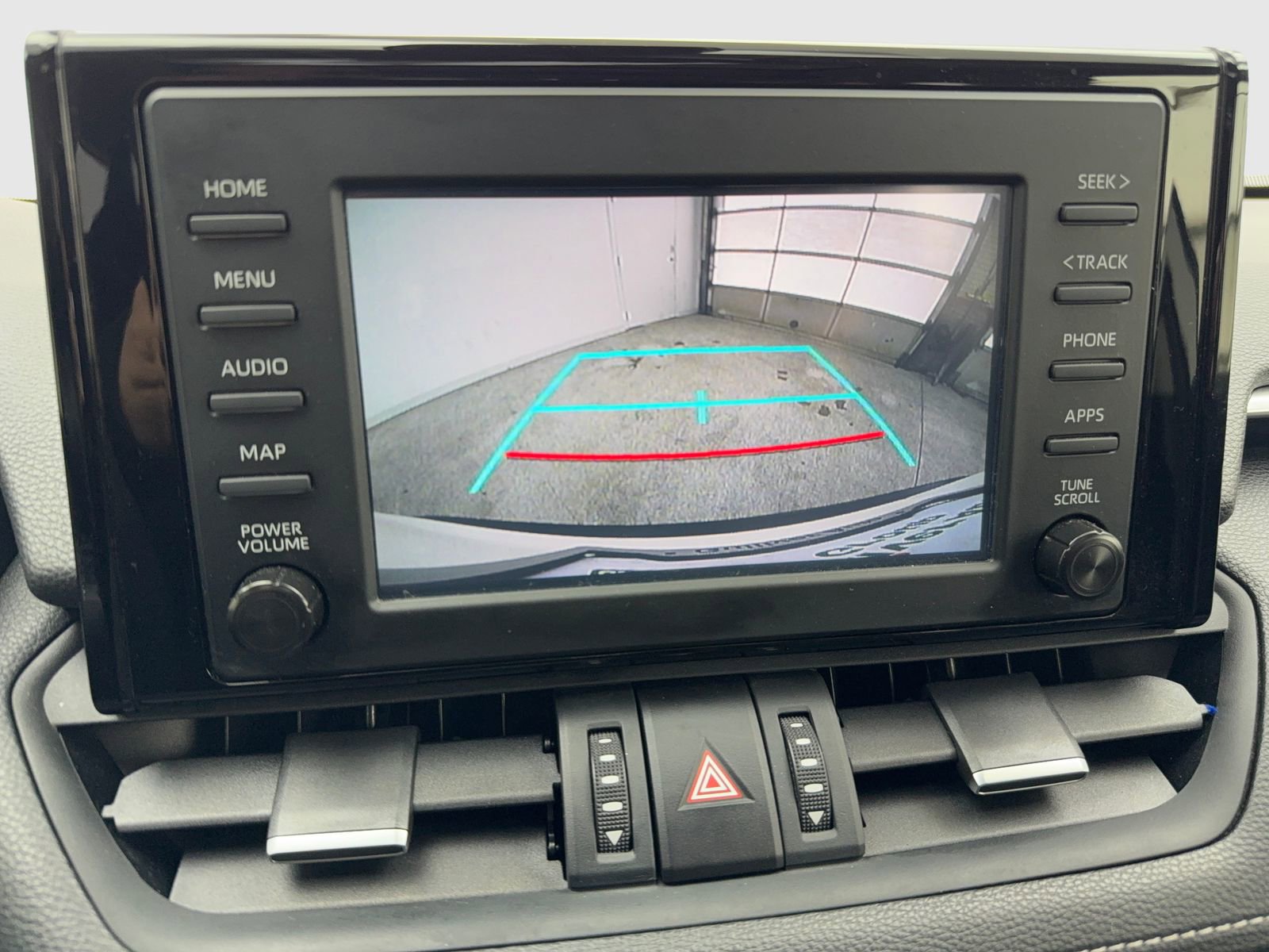 Used 2019 Toyota RAV4 XLE Premium image 23