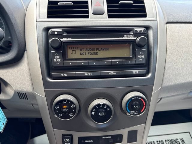 Used 2012 Toyota Corolla LE FWD image 16