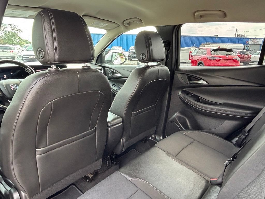 Used 2024 Buick Encore GX Preferred FWD image 14