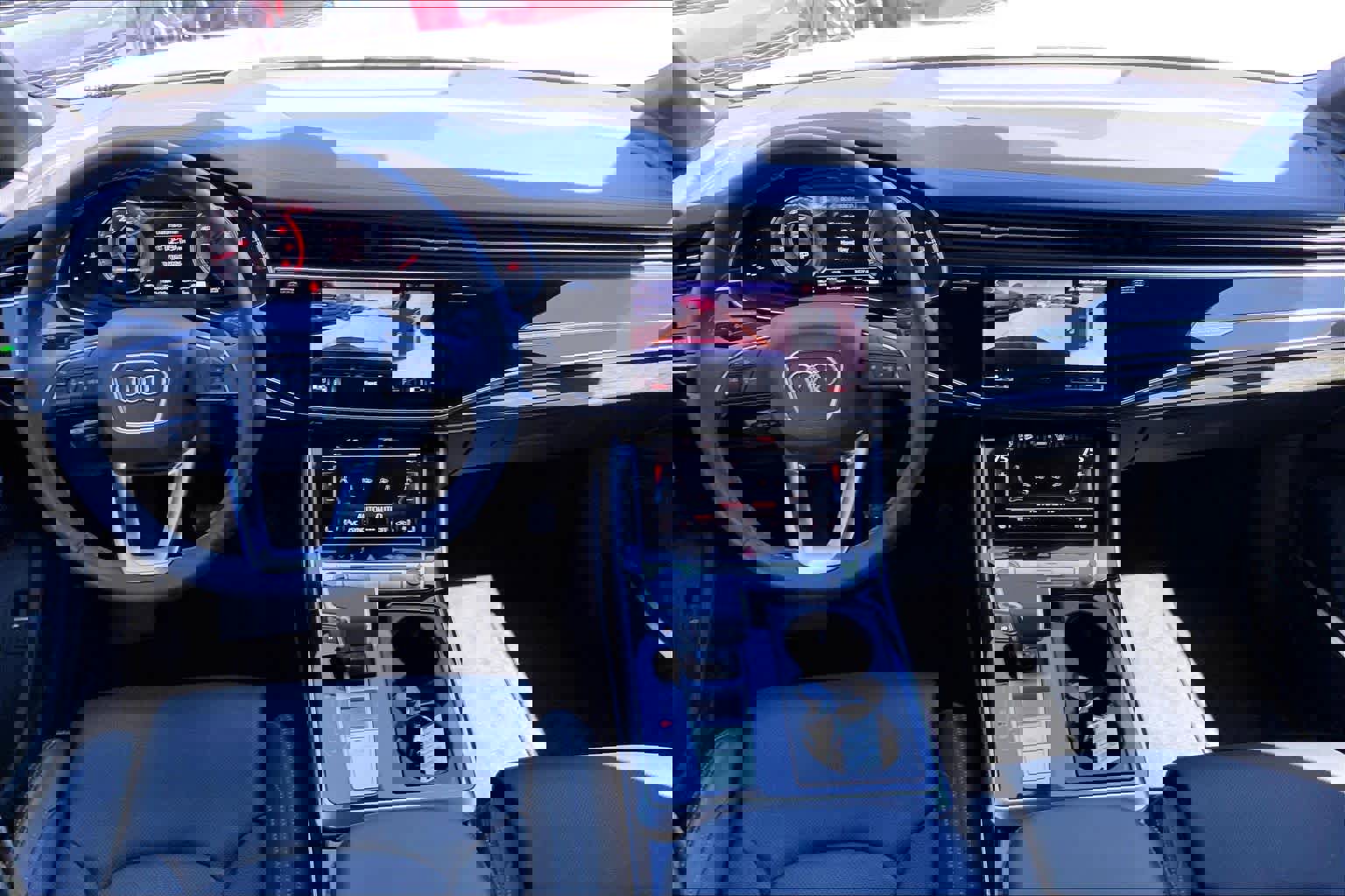 Used 2025 Audi Q7 3.0T Prestige image 15