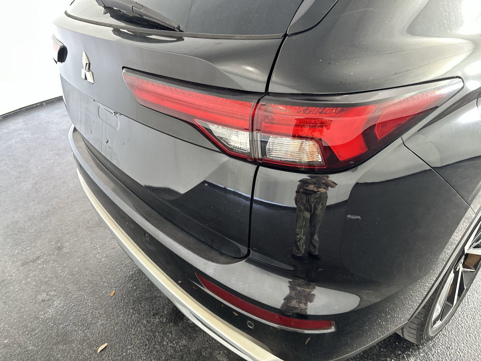 Used 2022 Mitsubishi Outlander SE image 26