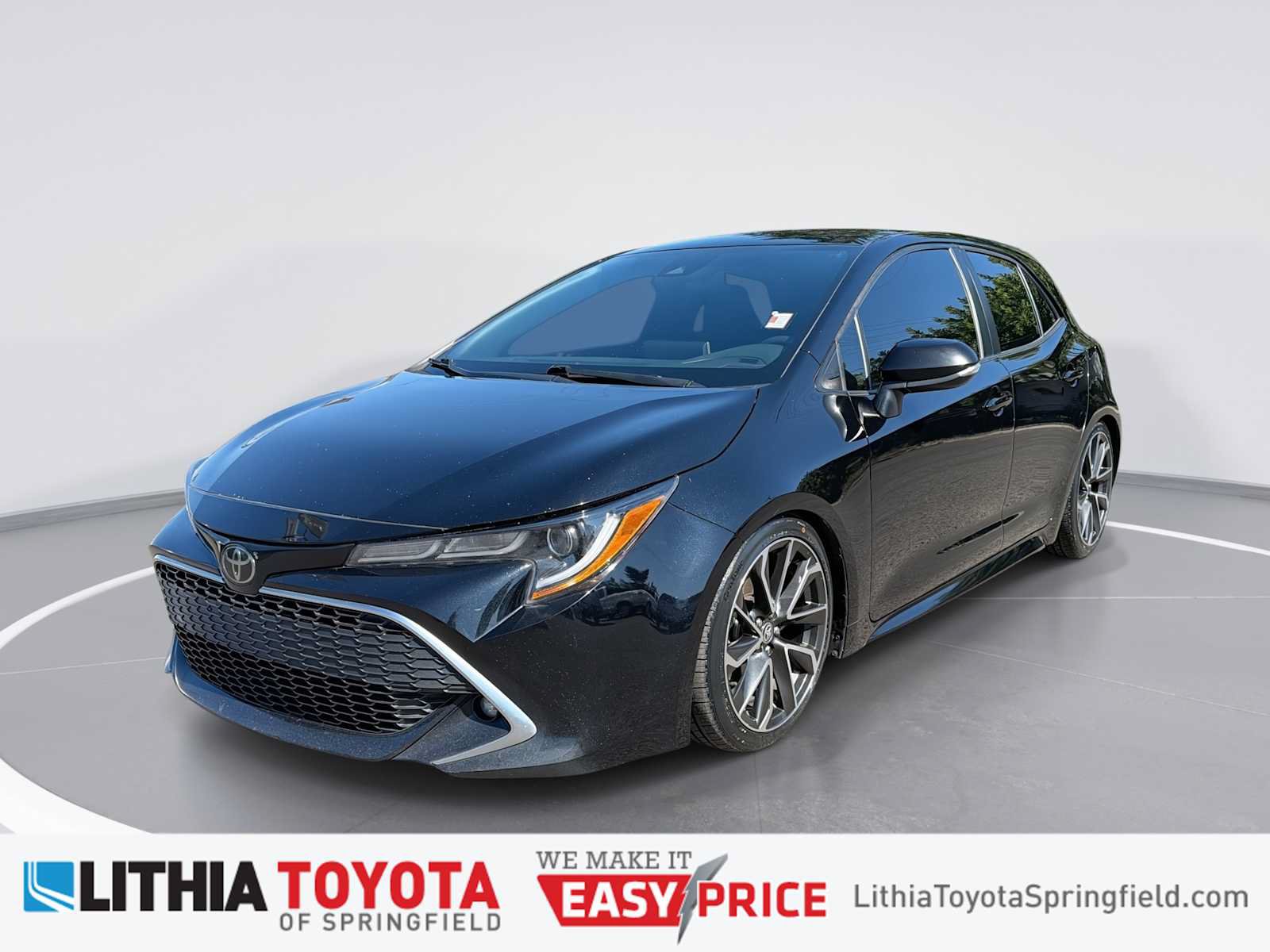 Used 2021 Toyota Corolla XSE FWD image 1
