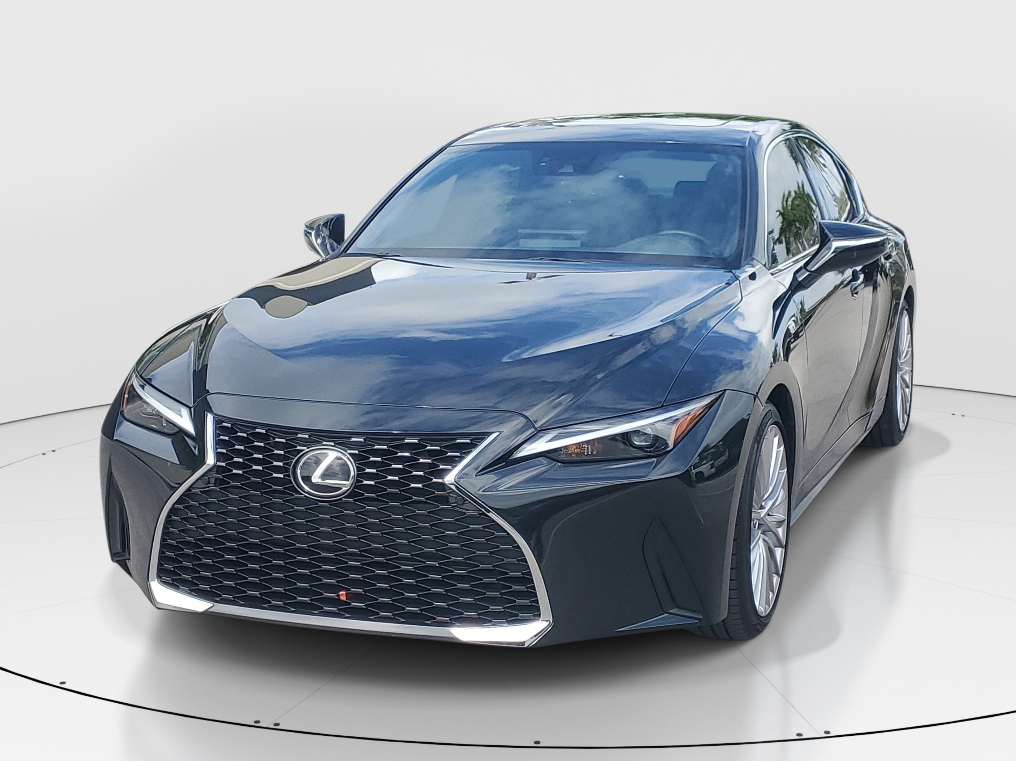 Used 2025 Lexus IS 300 w/ Premium Package RWD image 4