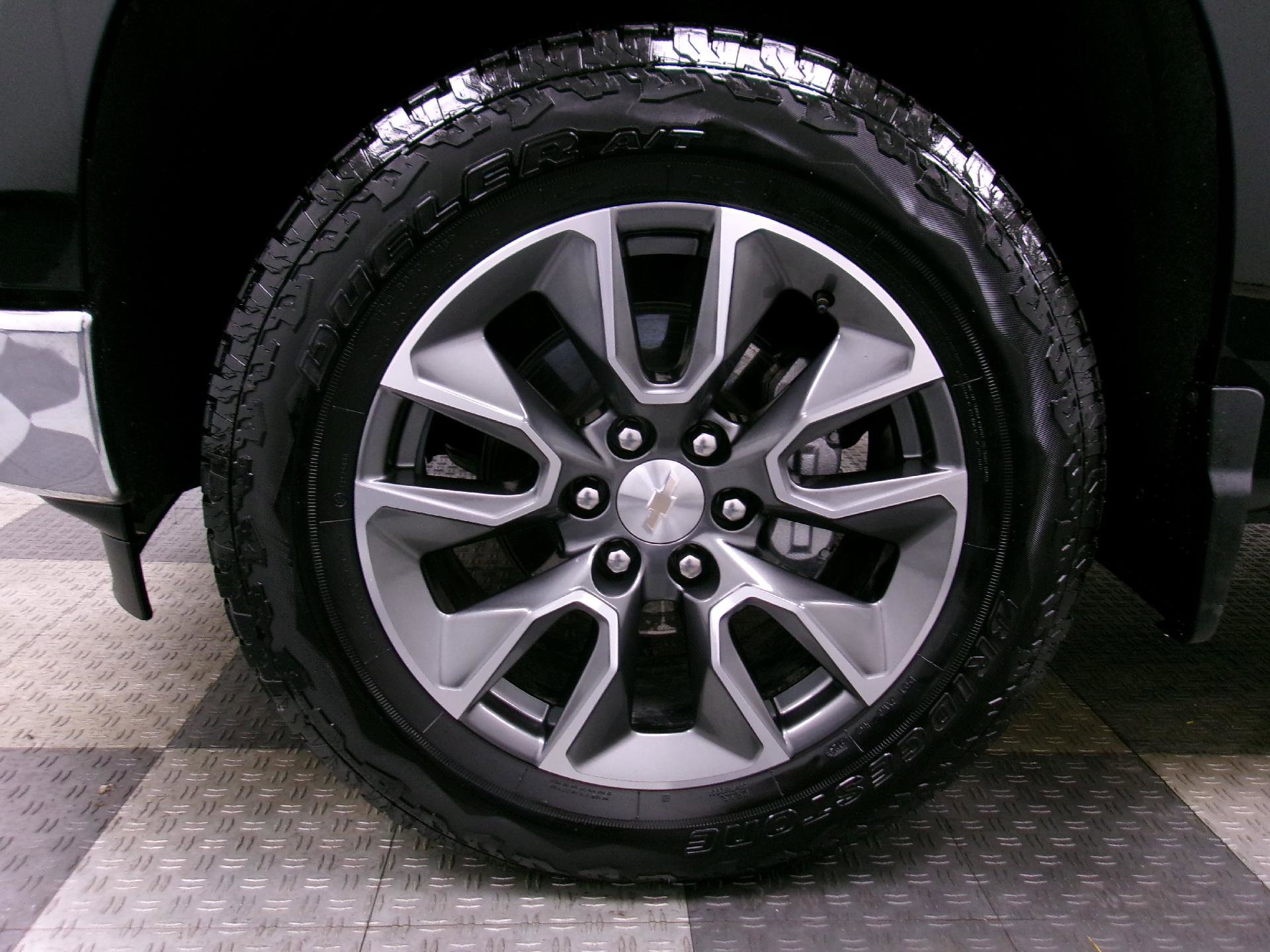 Certified 2025 Chevrolet Silverado 1500 LT image 15