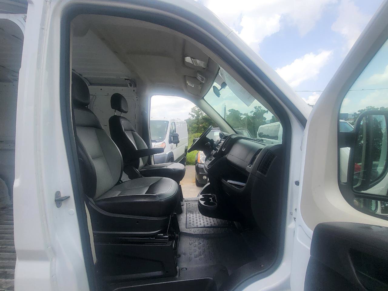 Used 2017 RAM ProMaster 1500 FWD image 33