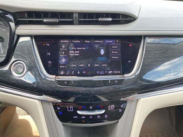 Used 2022 Cadillac XT6 Premium Luxury w/ Technology Package FWD image 13
