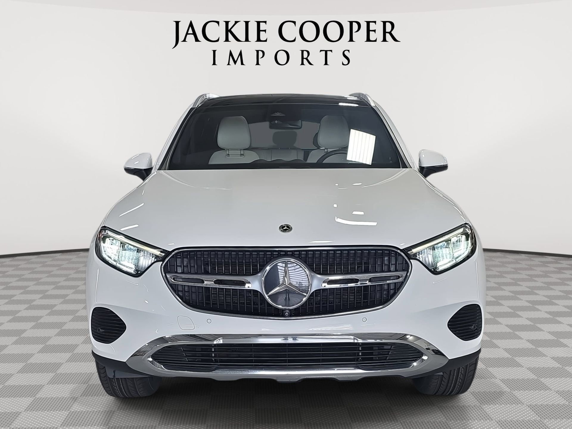 Used 2023 Mercedes-Benz GLC 300 GLC 300 video 2