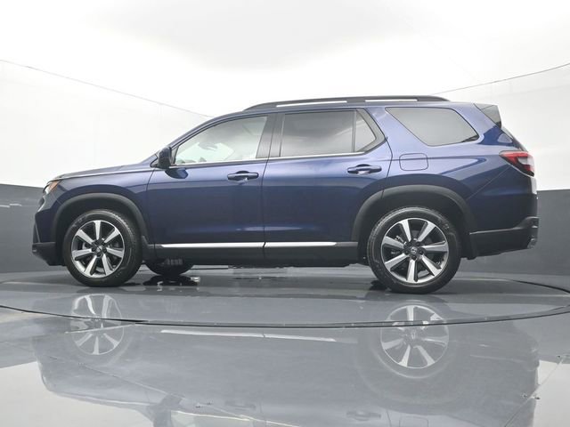 Used 2025 Honda Pilot Elite image 9
