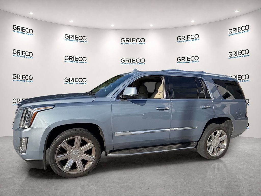Used 2016 Cadillac Escalade Premium AWD/4WD image 6