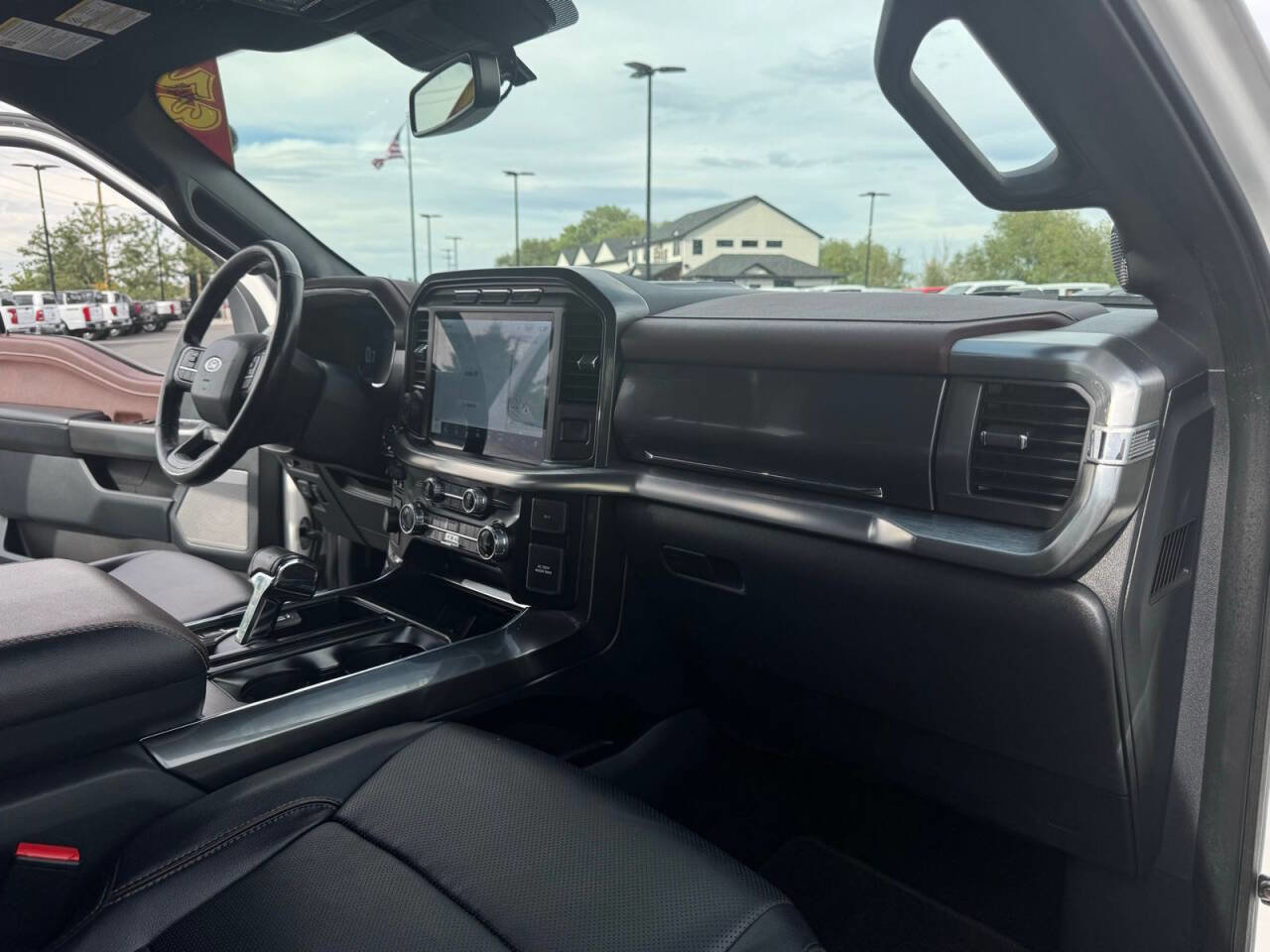 Used 2023 Ford F150 Lariat image 34