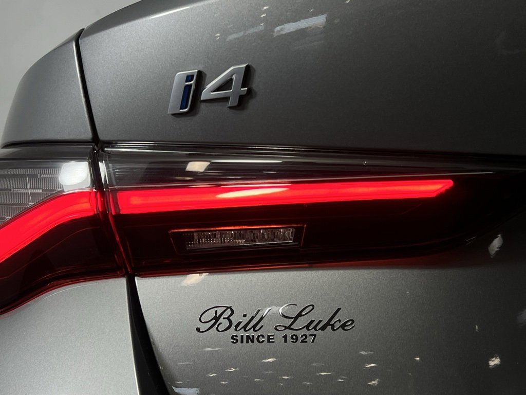 Used 2023 BMW i4 eDrive35 image 12