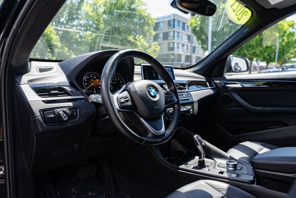 Used 2021 BMW X1 xDrive28i AWD/4WD image 23