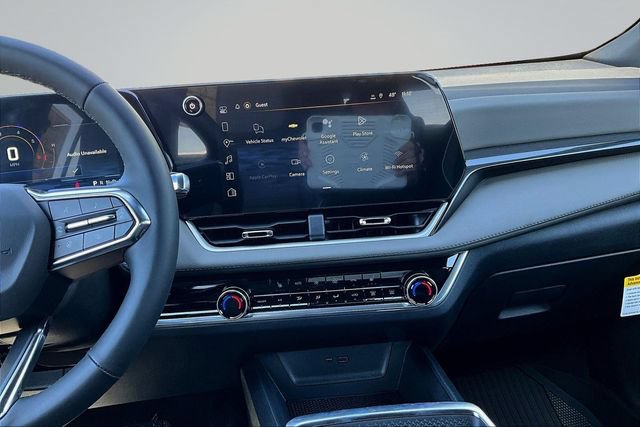 New 2026 Chevrolet Equinox LT w/ Convenience Package II FWD image 6