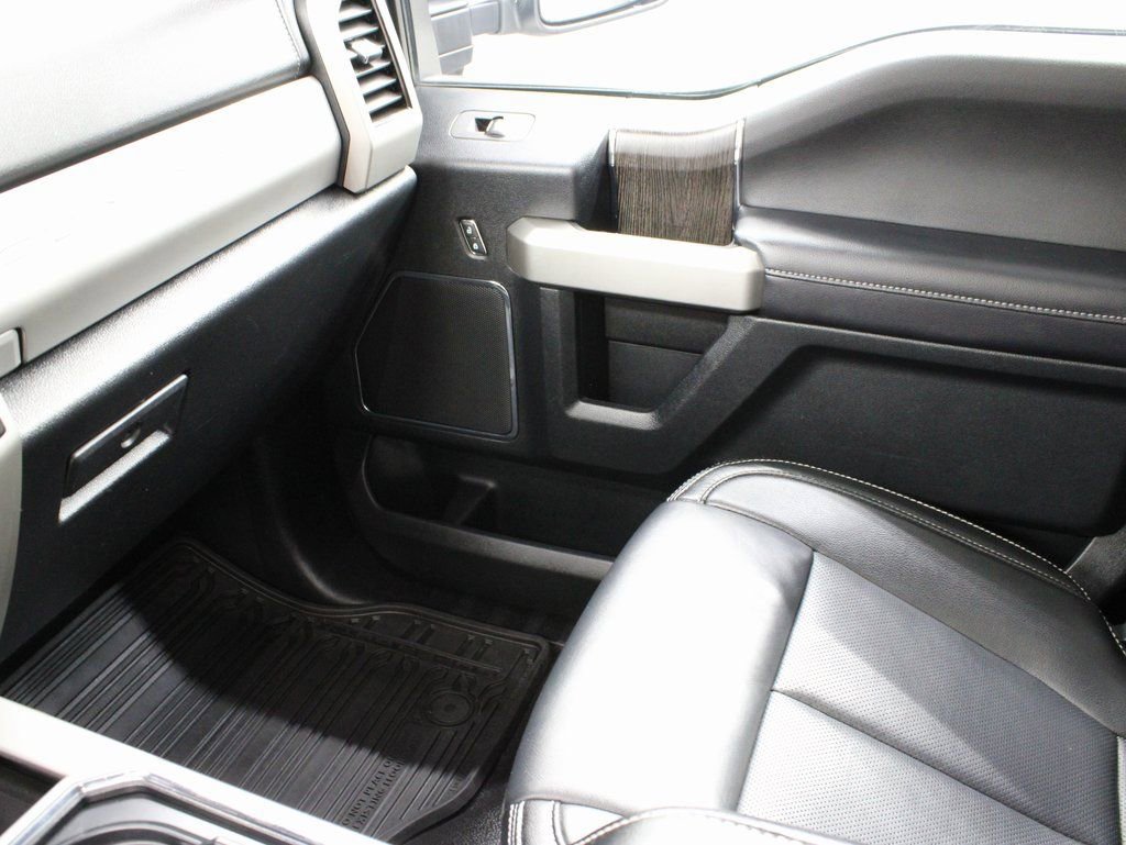Used 2021 Ford F250 Lariat image 32
