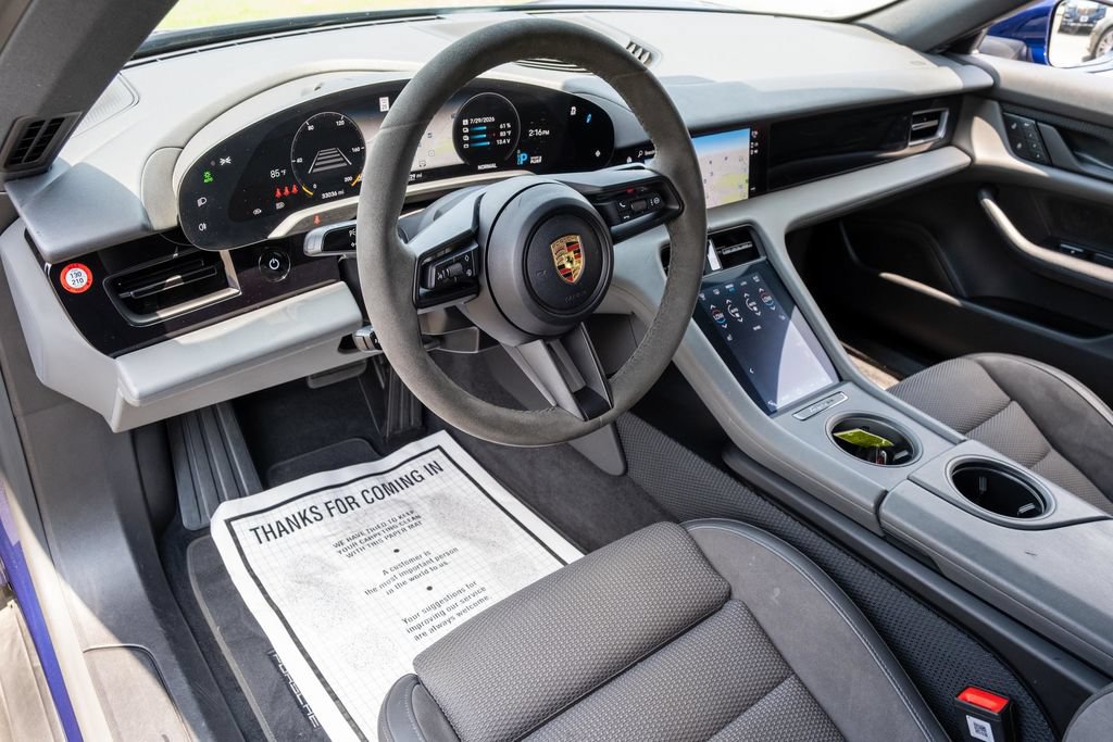 Used 2023 Porsche Taycan RWD image 15