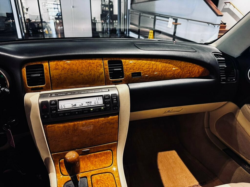 Used 2005 Lexus SC 430 Convertible RWD image 14