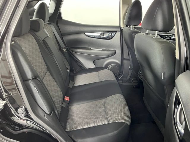 Used 2022 Nissan Rogue Sport SV AWD/4WD image 28