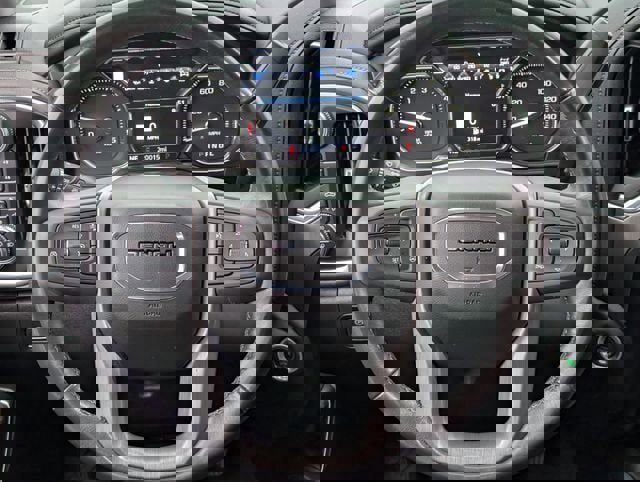 Used 2022 GMC Sierra 2500 Denali AWD/4WD image 11