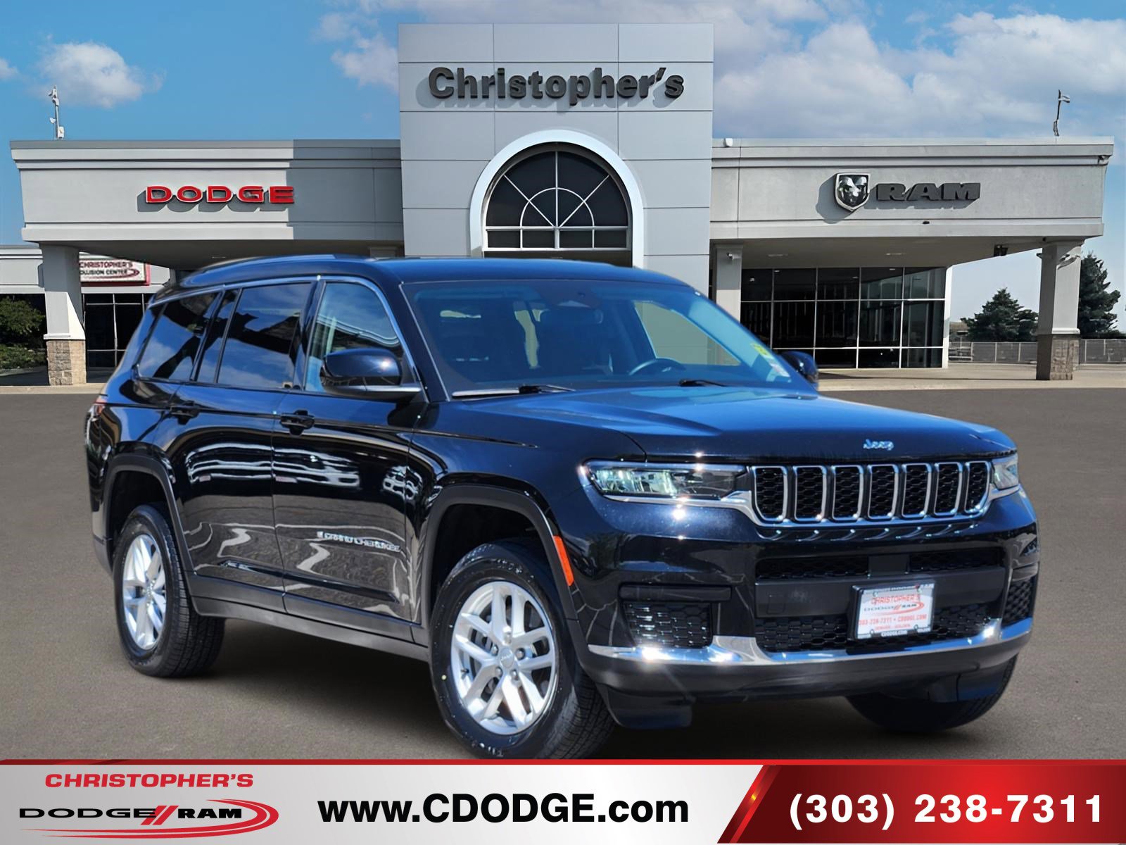 Used 2022 Jeep Grand Cherokee L Laredo w/ Luxury Tech Group I AWD/4WD image 1