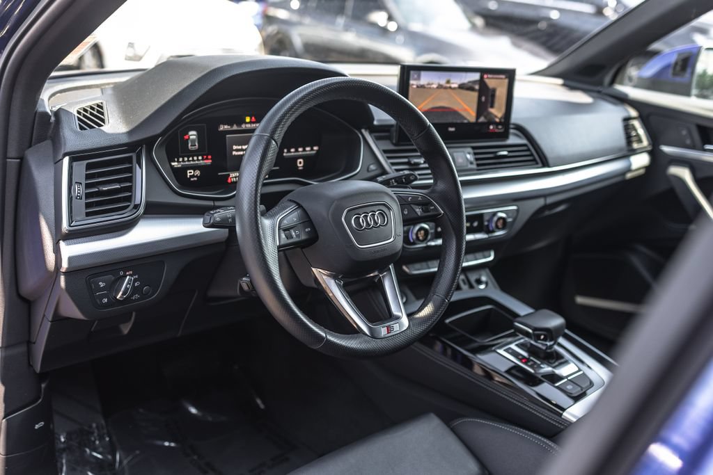 Used 2024 Audi Q5 2.0T Premium Plus w/ Premium Plus Package AWD/4WD image 15