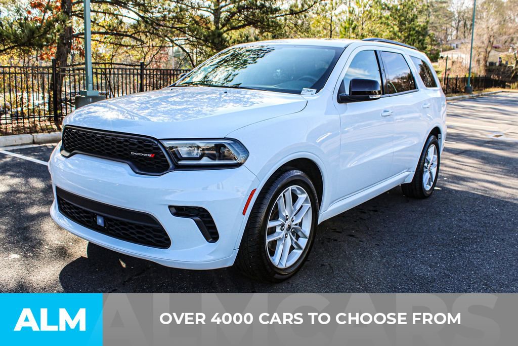Used 2024 Dodge Durango GT image 3