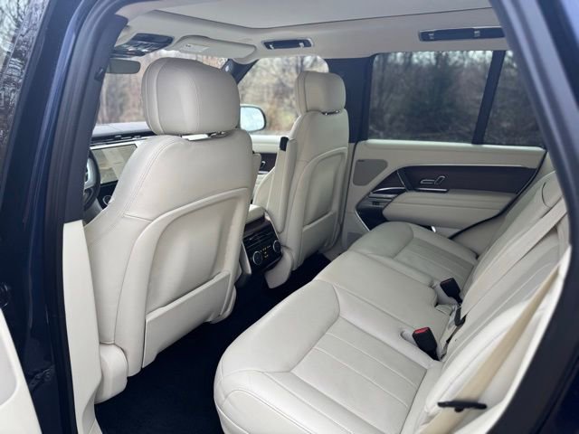 Certified 2023 Land Rover Range Rover SE AWD/4WD image 13