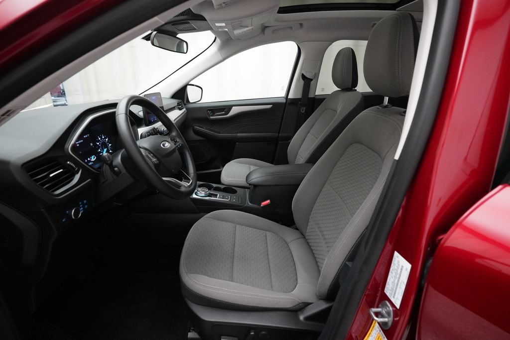 Used 2022 Ford Escape SE w/ Convenience Package AWD/4WD image 7